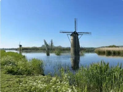 Een Nederlands zandstrand; gebruikt als illustratie voor de veiligheid van kraanwater in Nederland.